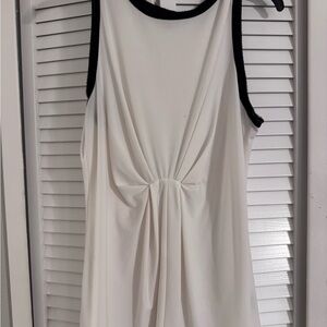 Worthington White top with Black Trim